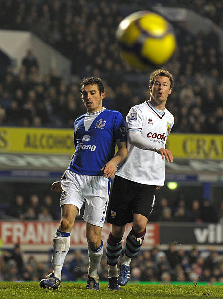 成为名副其 成为名副其